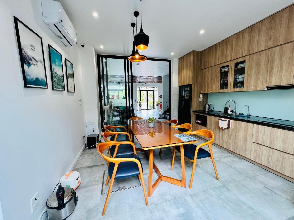 The Track Homestay - Near Bai Dai Beach Cam Lam Exteriör bild